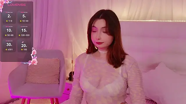 lilly rooyse online show from November 23, 6:49 am