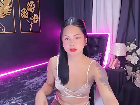 Wildxbriana online show from November 10, 4:13 pm