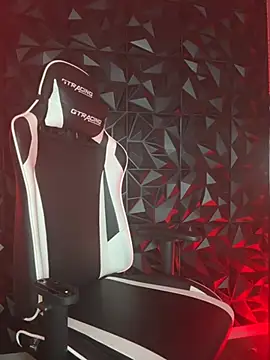 ToyaThick online show from January 9, 5:56 am