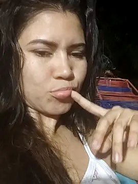 2siluetas seductoras online show from November 18, 2:45 am