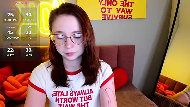 Erica Nelson online show from February 5, 1:30 am