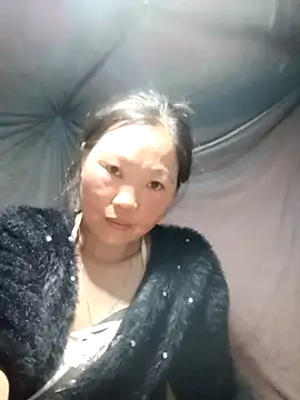 blonde blg online show from April 1, 1:34 pm