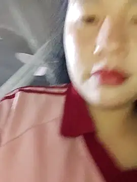 yelow-bee online show from November 14, 4:40 pm