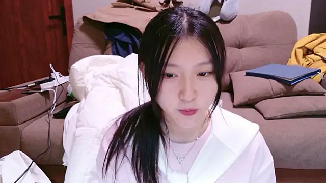 ZhaoZhaoDaWang online show from November 13, 12:59 pm