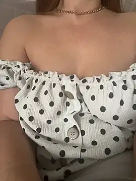 Milana8263 online show from February 16, 9:53 am