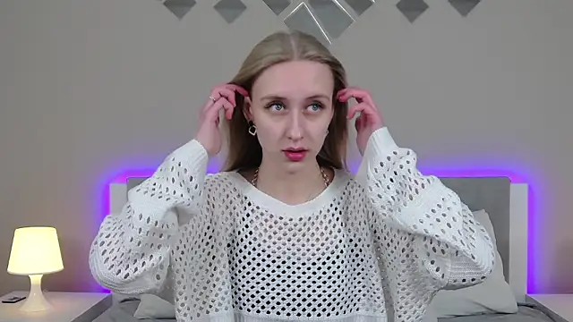 RachaelCute online show from March 8, 4:38 am