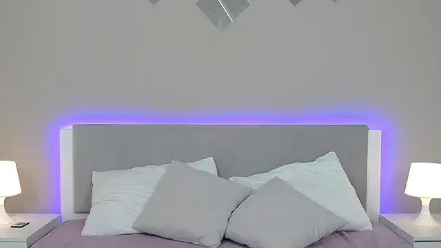 RachaelCute online show from March 27, 11:11 am