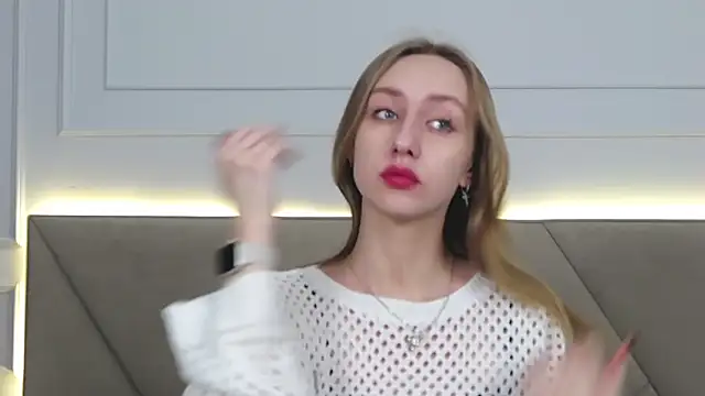 RachaelCute online show from November 13, 5:06 am