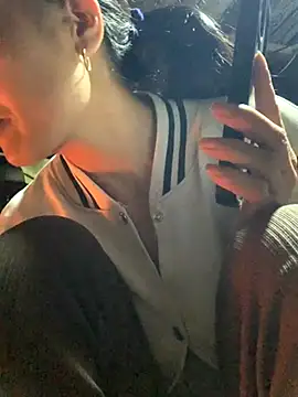 phuong cute online show from November 12, 1:14 am