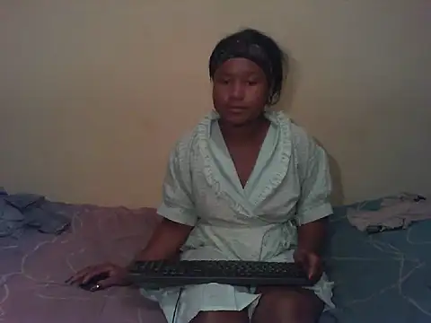 Diva-girl online show from November 23, 1:24 pm