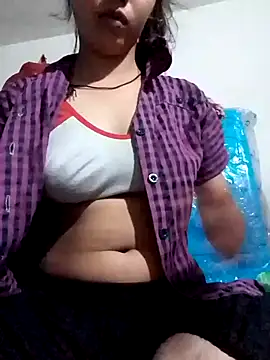 Hot  girls001 online show from April 17, 5:48 pm