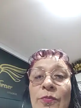 Madame lucy  online show from December 19, 4:05 am