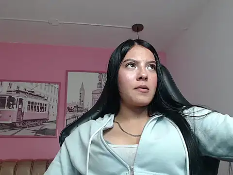 charlotte jhonson t  online show from November 13, 8:41 pm