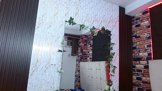 madalia303av online show from January 6, 3:54 am