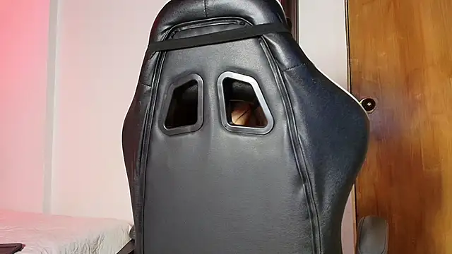 agata Anderson online show from November 22, 9:17 pm