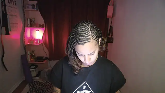 PrettyLittleProblem online show from November 21, 4:20 pm