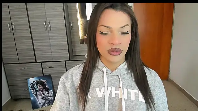 babyhanna 01 online show from February 2, 3:00 pm