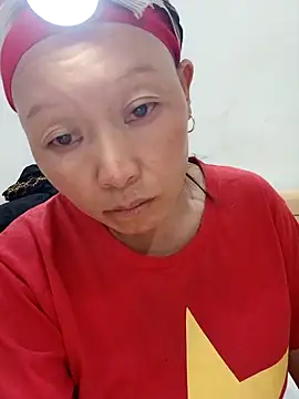 girl-hot2x online show from March 29, 2:16 pm