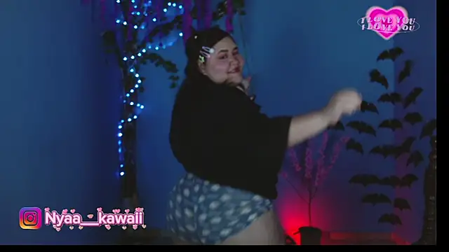 Nyaa kawaii online show from November 21, 3:25 pm