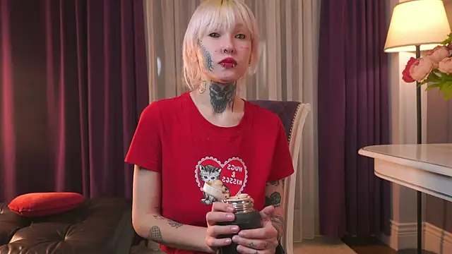 IsauraGarratt online show from November 22, 1:47 pm