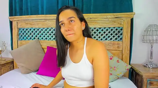 Chelsea Russell01 online show from November 24, 4:47 am