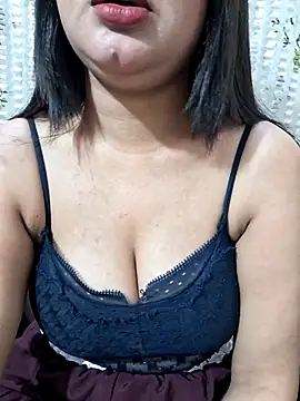 DIMPLE-GIRL88 online show from April 2, 8:01 am