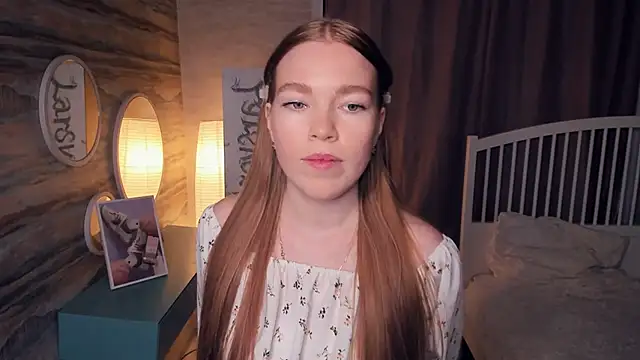 LavetaShiroma online show from November 20, 7:15 pm