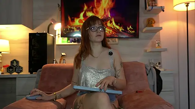 Teenjenn  online show from February 15, 4:17 pm