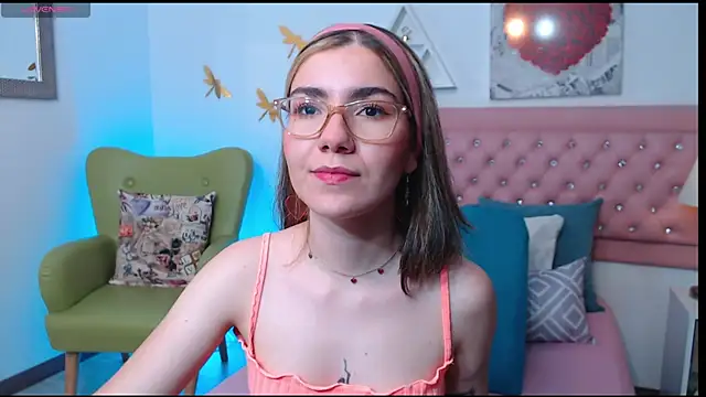 AriLumi online show from January 14, 10:04 pm