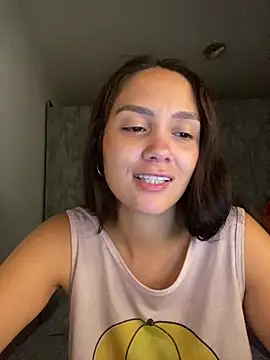 carolsapequinha online show from April 7, 10:39 am