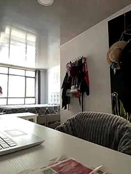 anna evans9 online show from November 27, 3:04 pm