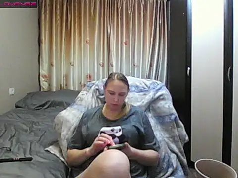 JenniDeep online show from March 22, 3:18 pm