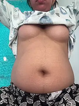 isha sharma2002 online show from March 27, 8:59 am