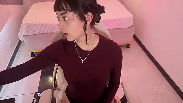 Crystall sweett online show from December 1, 7:27 pm