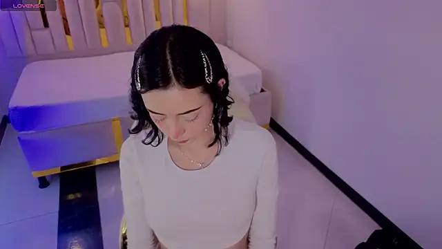 Crystall sweett online show from November 28, 6:44 pm