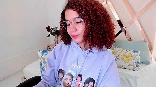 avrilwaynee online show from January 19, 12:01 pm