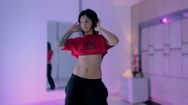 SnakeMuse online show from December 19, 2:38 am