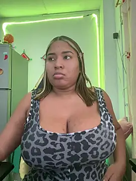 morena-2025 online show from July 10, 2:34 am