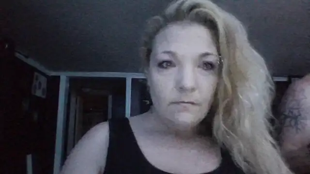 1anOnlyHoTTLuLu online show from November 22, 9:34 am