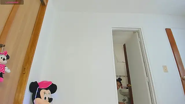 chanel-vonn online show from November 26, 4:41 pm