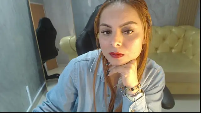 Gracelove a online show from November 26, 8:21 pm