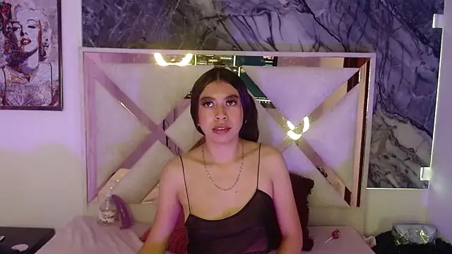 chloechaincs online show from November 24, 2:08 pm