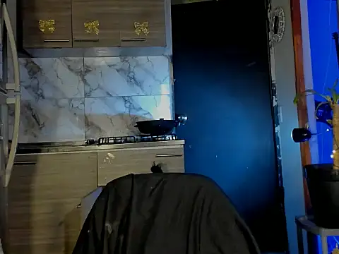 aprille15 online show from April 19, 12:10 am