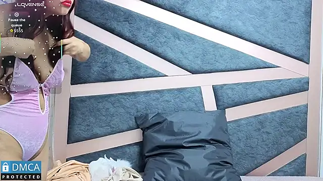 maria twenty online show from November 25, 11:12 am