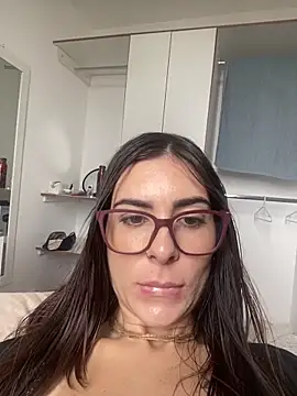 fer-nanda online show from February 10, 4:54 pm