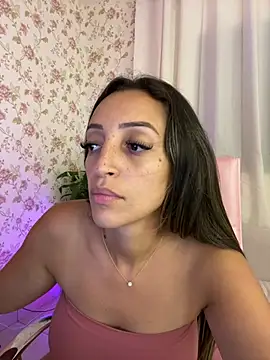 BelleLouise13 online show from February 7, 6:23 pm