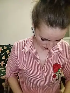 CrazyMaya39 online show from April 14, 10:43 pm