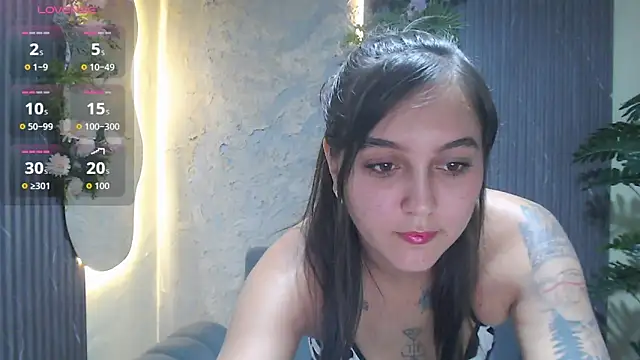  ivone online show from November 20, 6:53 pm