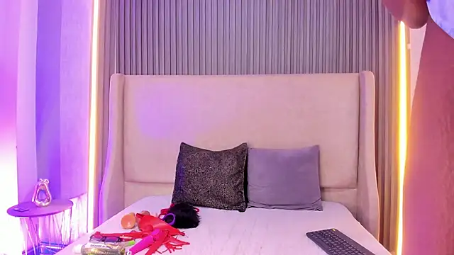 NalaRoux online show from January 15, 3:56 am