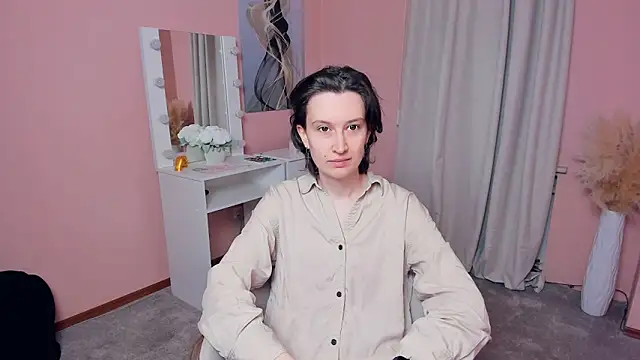 NenaBriand online show from November 26, 7:31 am